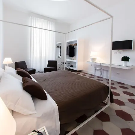 Rhegion B&B-2