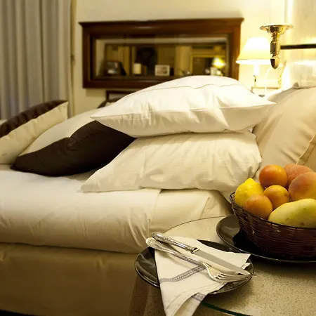 Guesthouse Borromeo Roma-2