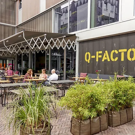 Q-Factory Hotel-3