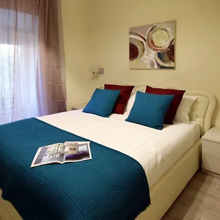 Cdr Guest House-2