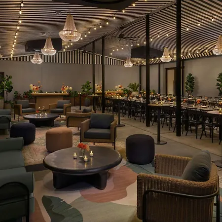 Moxy Brooklyn Williamsburg-2