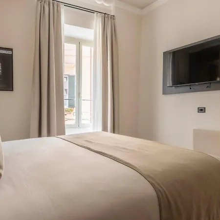 Home At Rome Luxury Navona Guest House 2-2