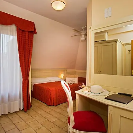 Hotel lo Squalo-3