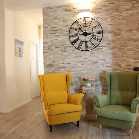 Aurelia Rooms-2