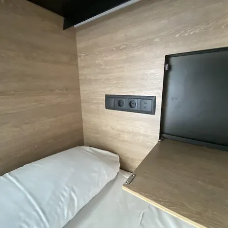 Madvibes Hostel Gran Via-3