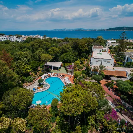 Hotel Pineta-3