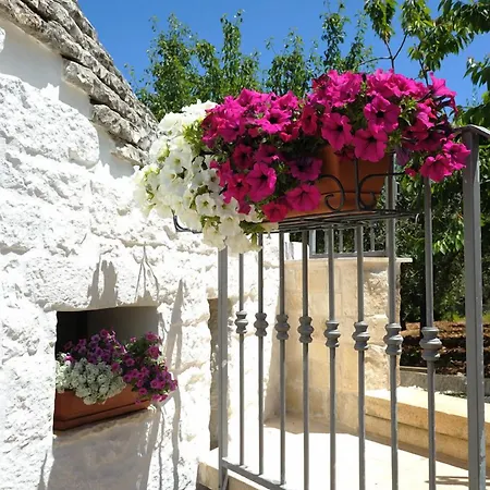 Romantic Trulli-2