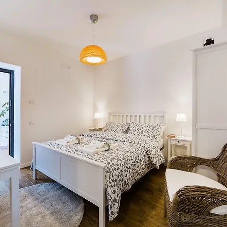 White Rooms-3