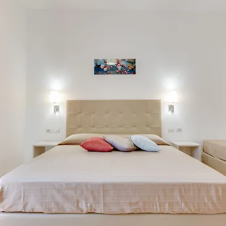 Dolce Luxury Rooms-2