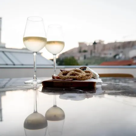 Ad Athens Luxury Rooms & Suites-3