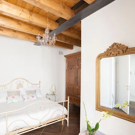 Alessia'S Place-3