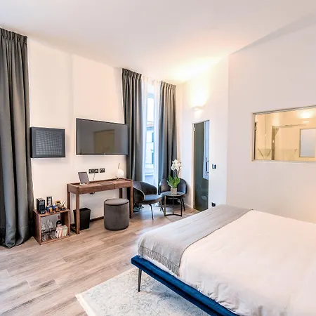 La Spezia By The First - Luxury Rooms & Suites-3