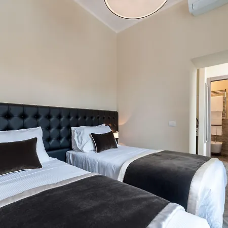 Foro Romano Luxury Suites-3