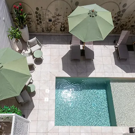 Mesbeglia Luxury Rooms-2