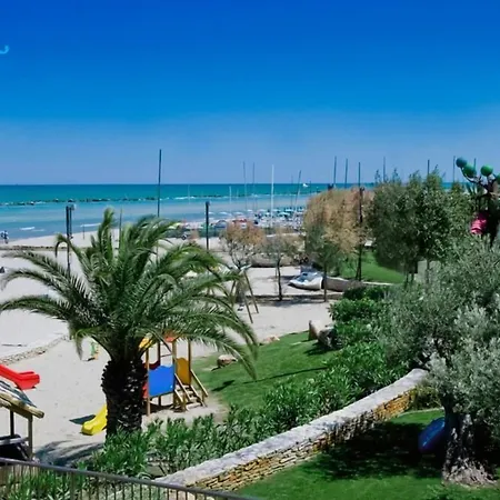 Hotel Dino-2