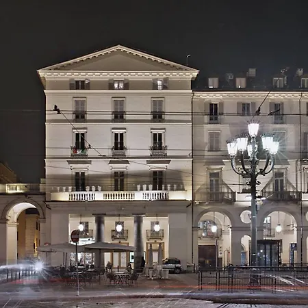Piazza Vittorio Suites-3