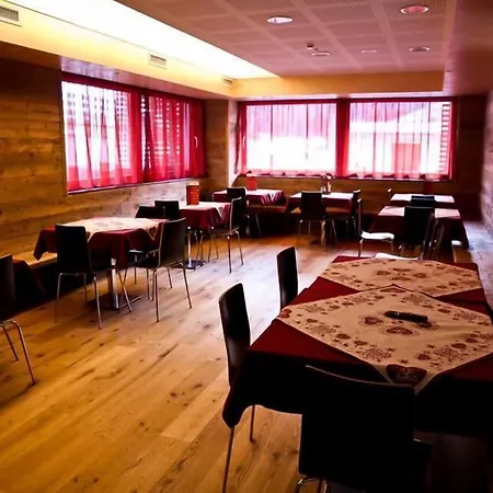 Hotel Kube-3