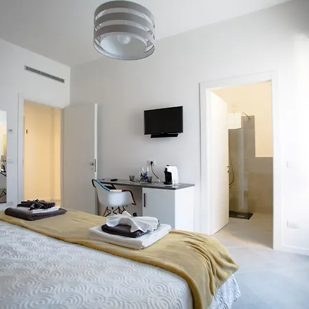 Suite Dreams In Verona-3