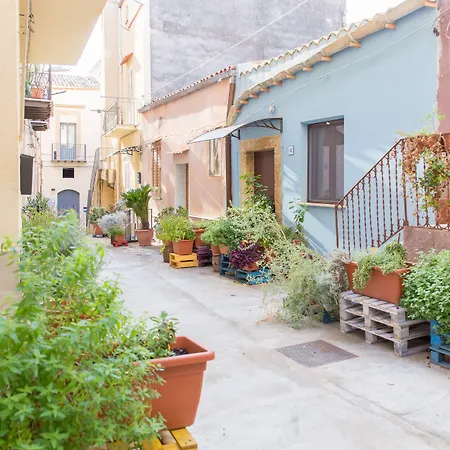 Casa dell'Aromatario b&b-3