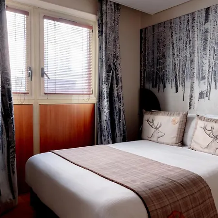 Green Hotels Confort Paris 13 (Adults Only)-3