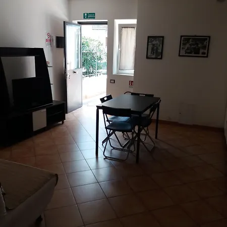 B&B Glicini-2