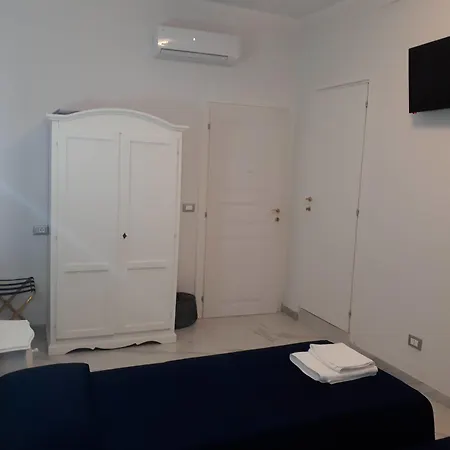 Royal Rooms-2