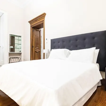 Gramsci Suites-2