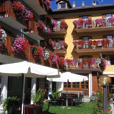 Albergo Monteverde-3