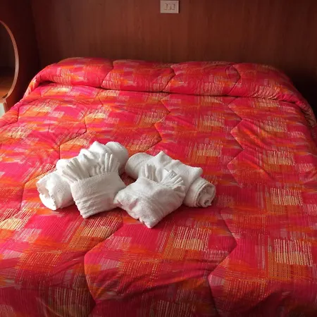 Hotel Aurora-3
