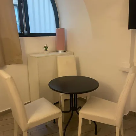 Petros Rooms&Apartments-3