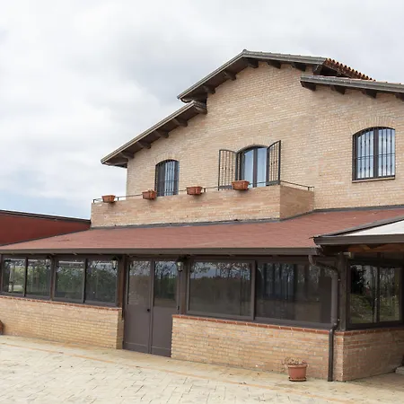 Fattoria Il Laghetto B&B-2