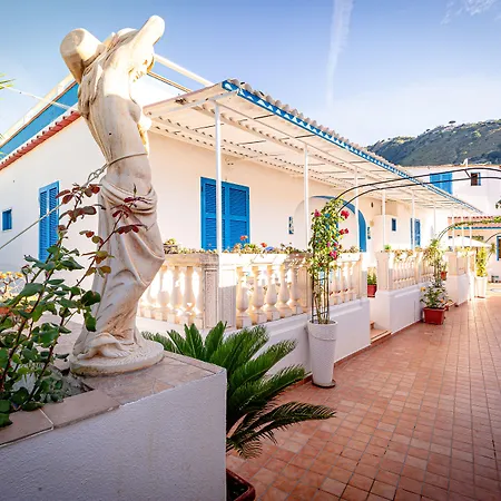 Hotel Casa Adolfo Ischia-3
