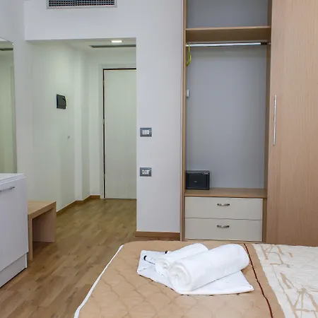 Hotel Saranda Palace-3