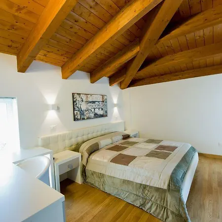 Jolie Bed And Breakfast-2