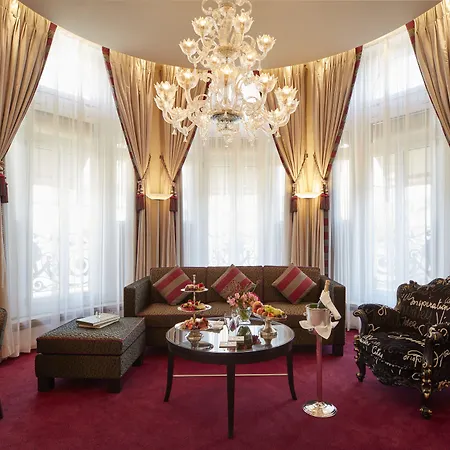 The Dufour By Hotel Schweizerhof Zuerich-2
