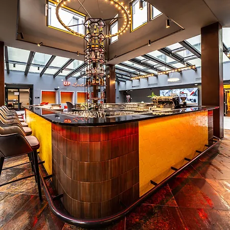 Up Hotel Budapest-3