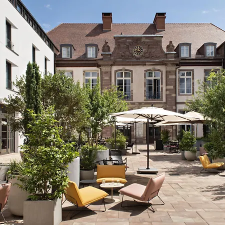 Hôtel LÉONOR the place to live-2