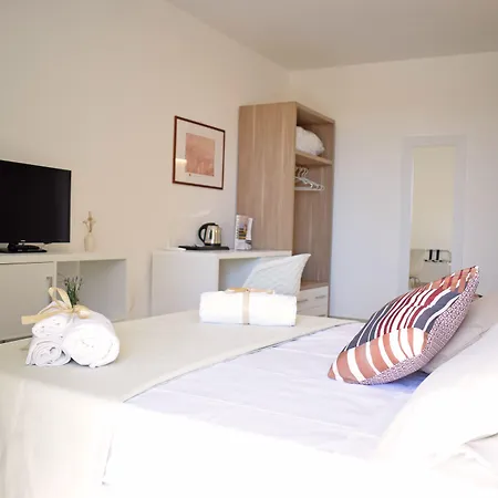 Travini Hotel Residence-3