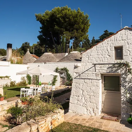 Trulli in corte-3