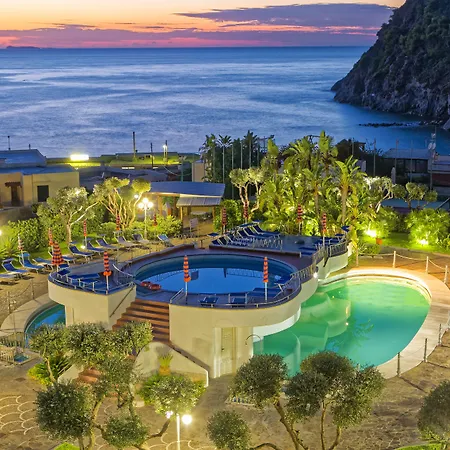 Hotel Zaro-2