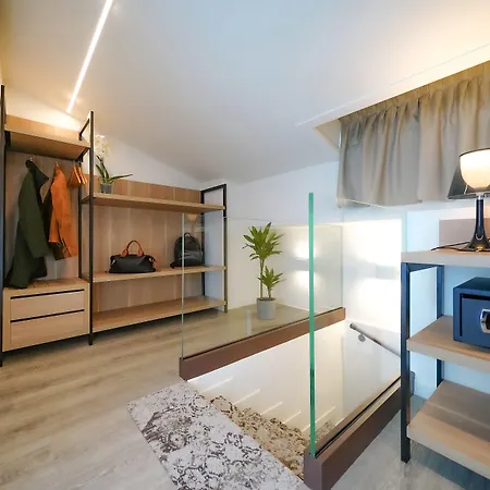 Bergamo Inn 15-2