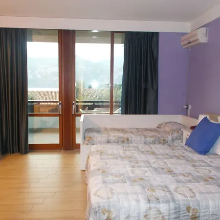 Hotel Laura Christina-2