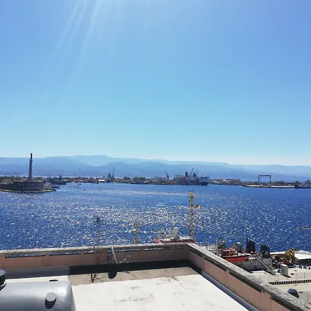 Miti Dello Stretto B&B-2