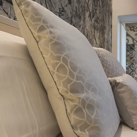 Pistoia Inn - Downtown'S Charming Rooms-2