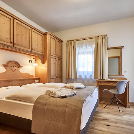 Hotel Marmolada-3