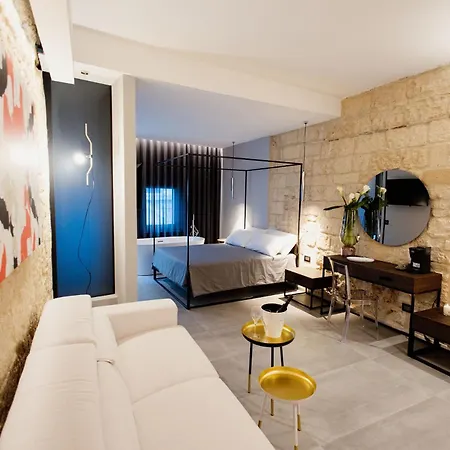 Nicanto Rooms-2