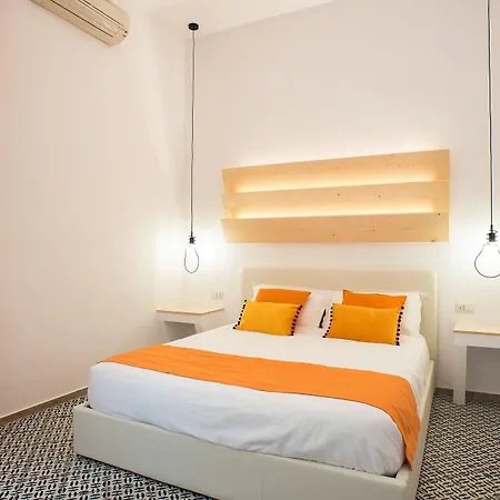 Cameo B&B-2