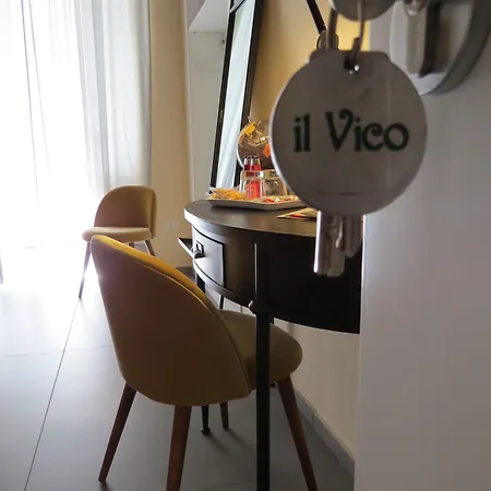 L'arco e il vico-2