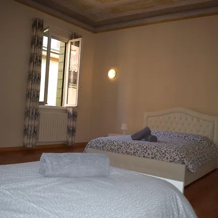 Casa Roma Rooms-2