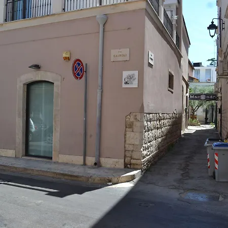 Corte Cairoli B&B And Suites-3